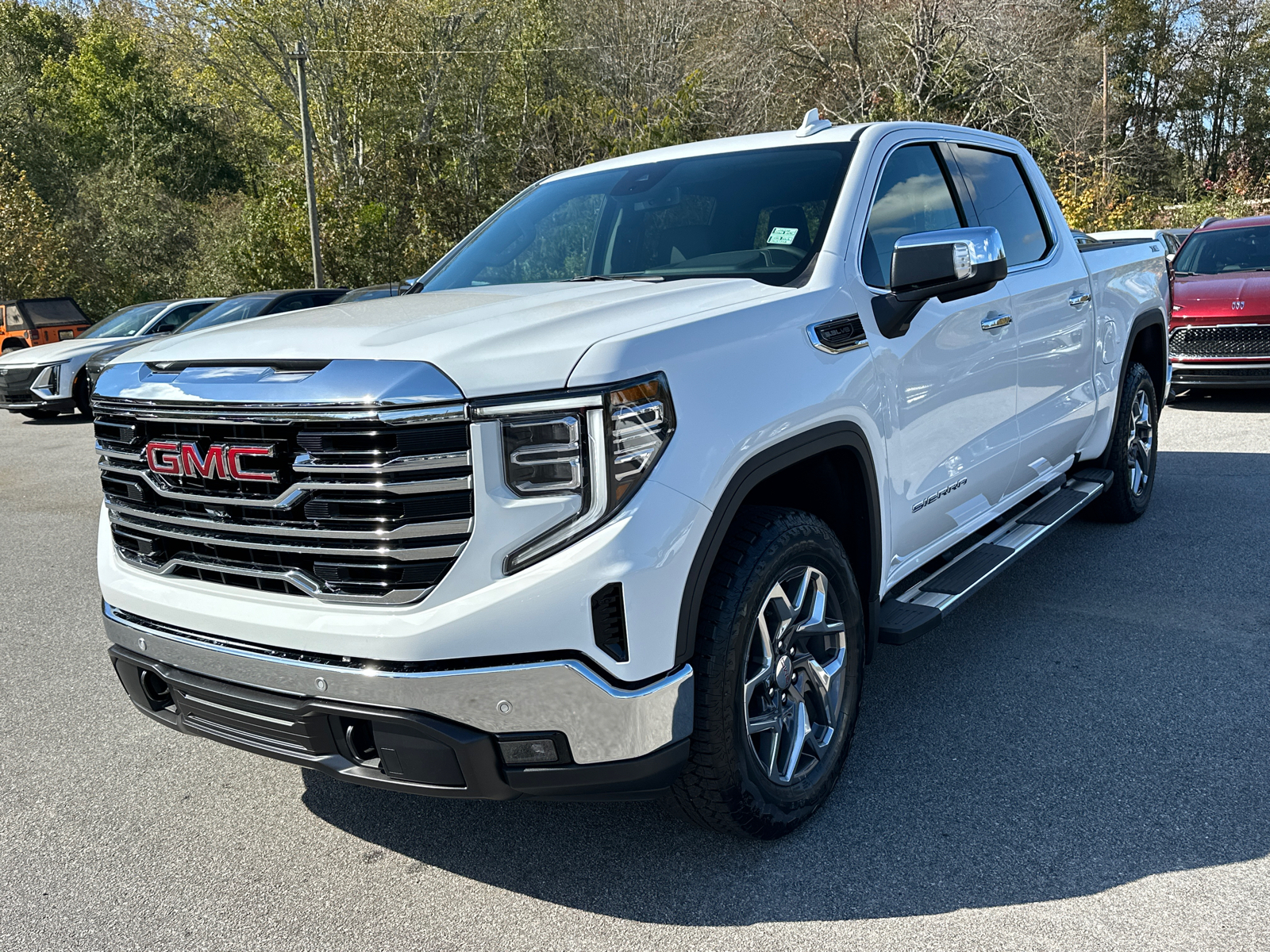 2025 GMC Sierra 1500 SLT 3