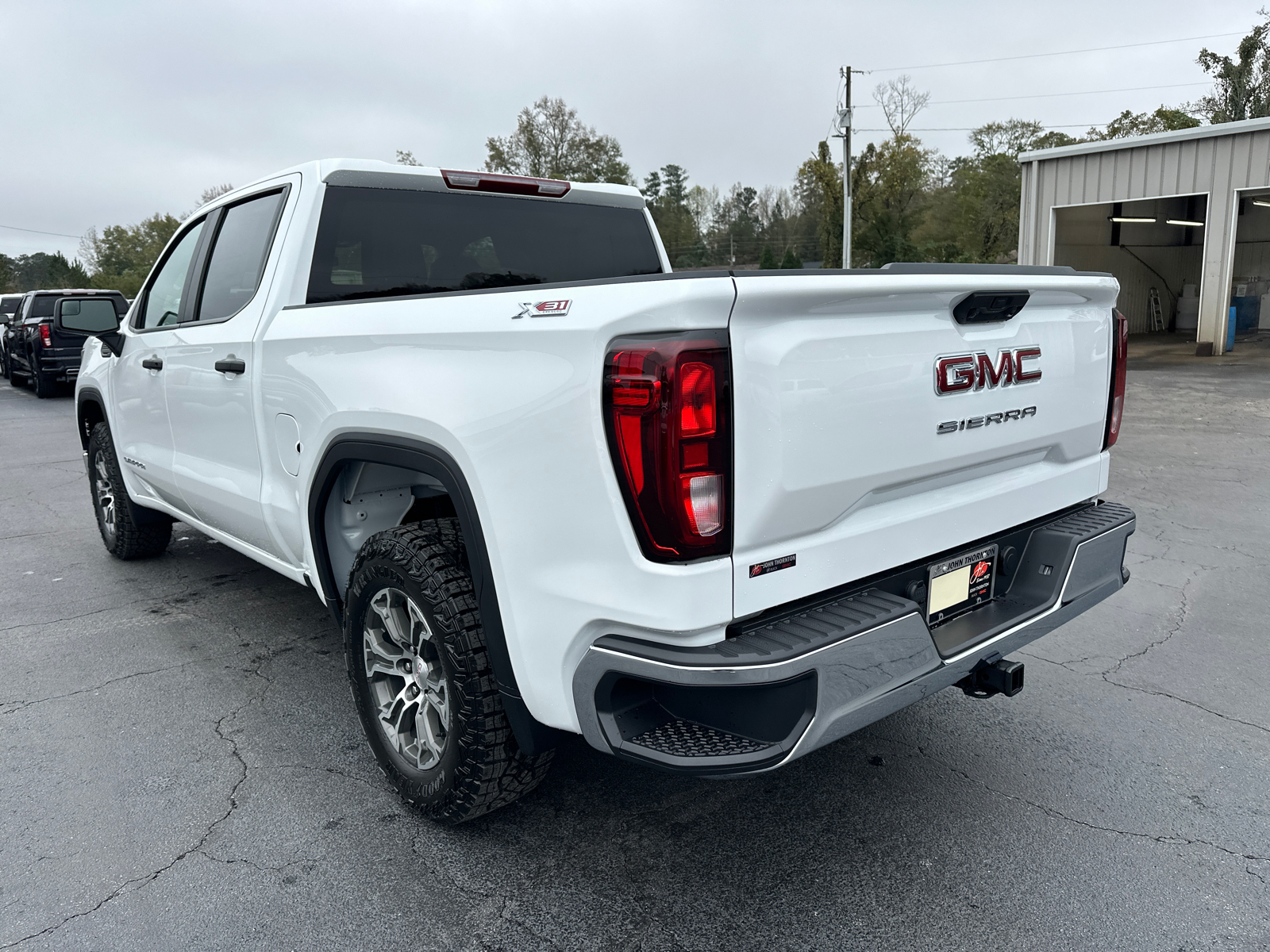 2025 GMC Sierra 1500 Pro 9