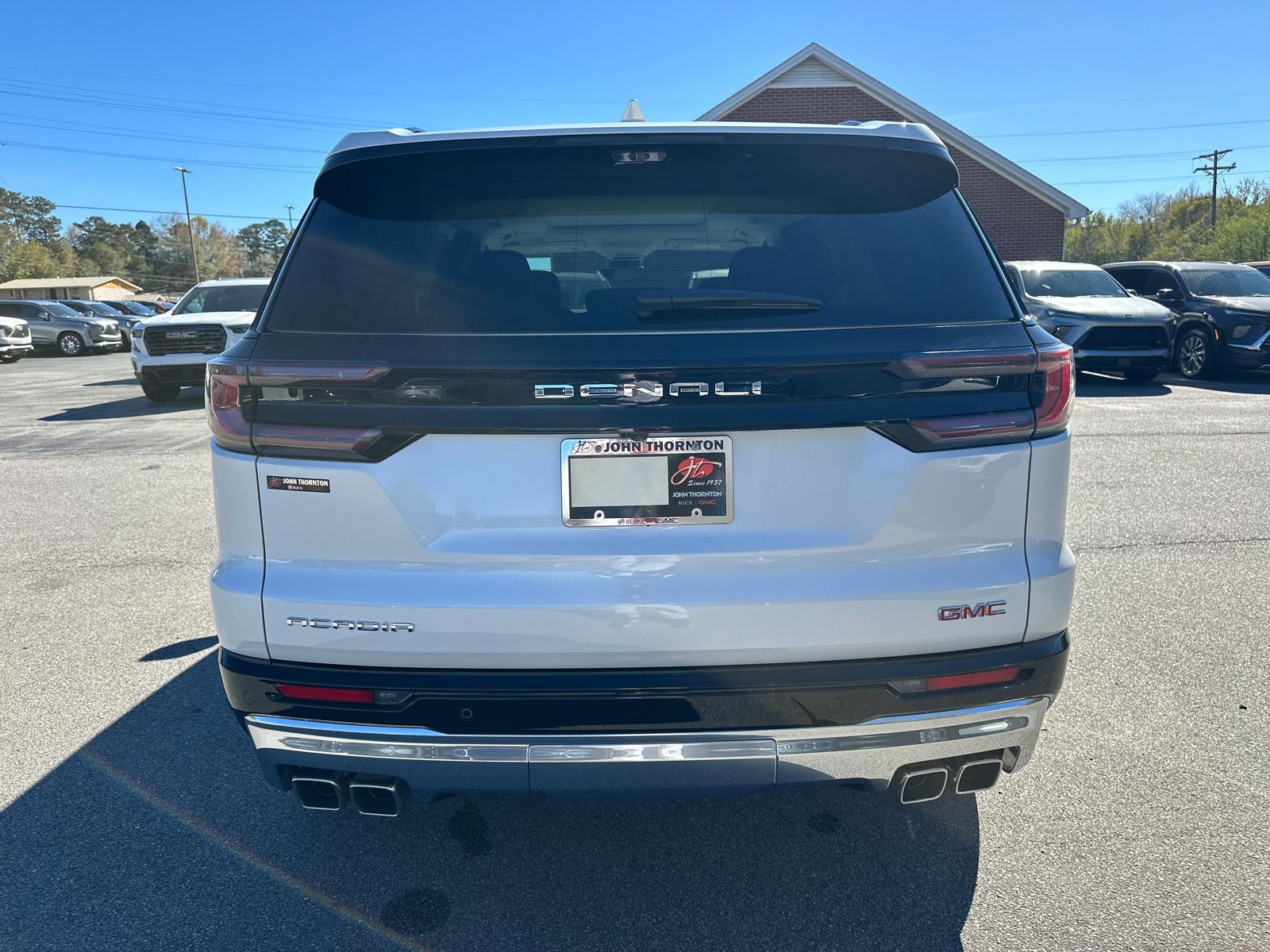 2025 GMC Acadia Denali 7