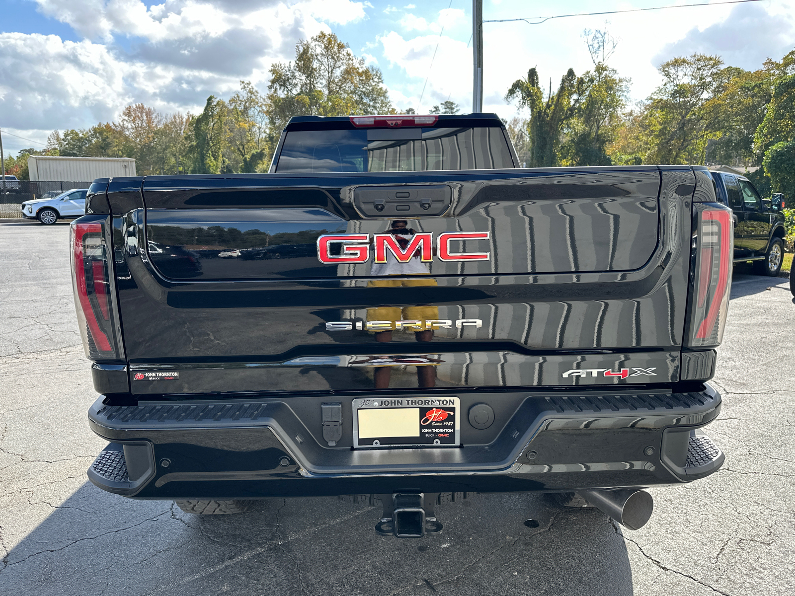 2025 GMC Sierra 2500HD AT4X 8