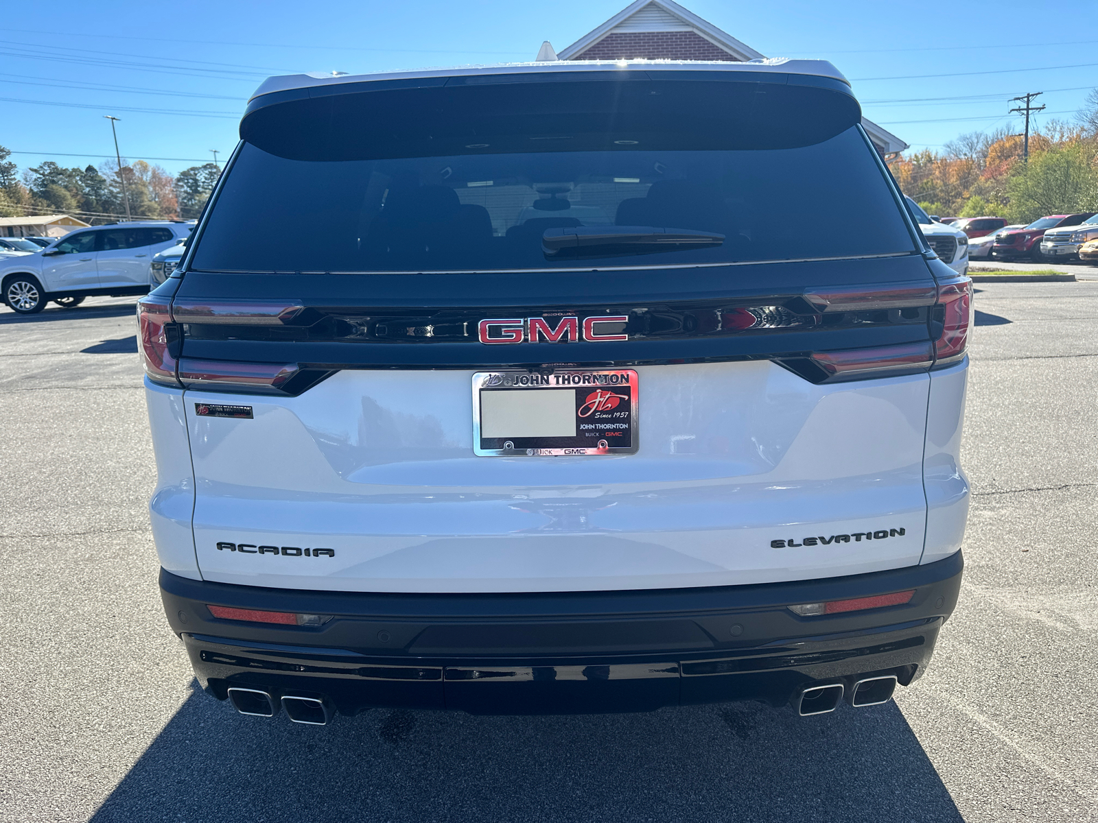 2025 GMC Acadia Elevation 8