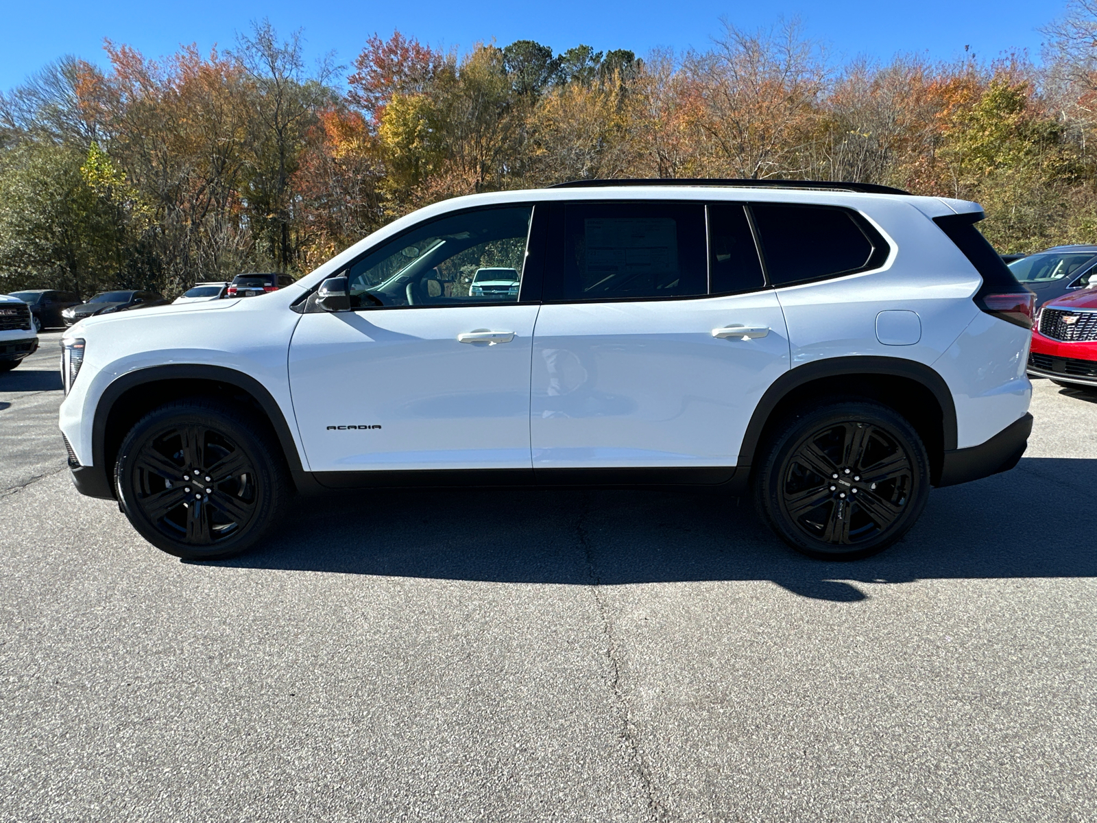 2025 GMC Acadia Elevation 10