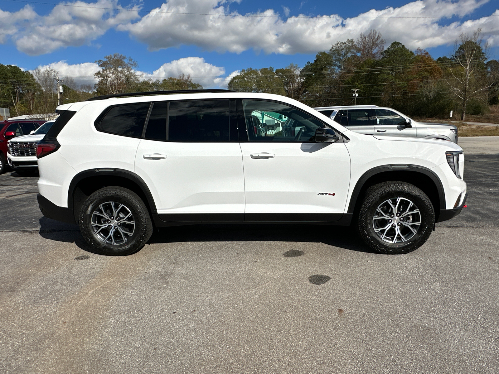 2025 GMC Acadia AT4 5