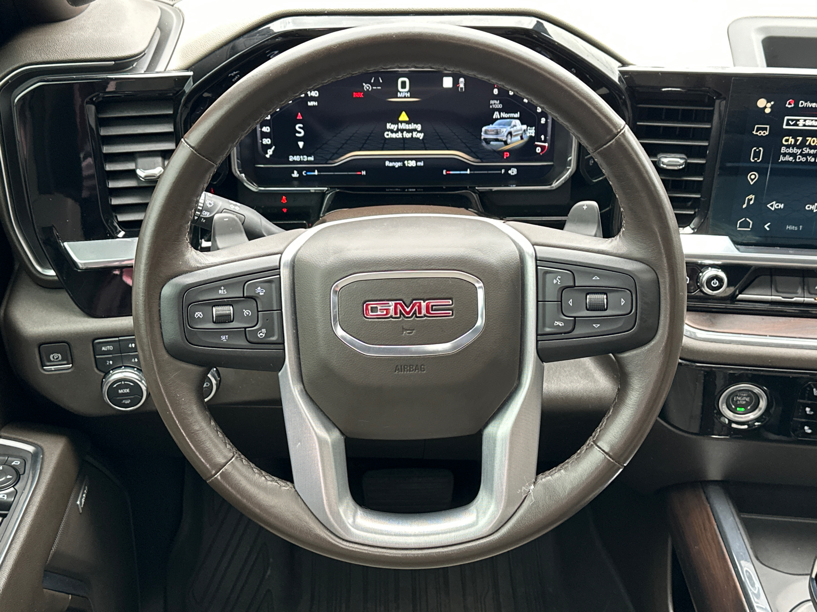 2023 GMC Sierra 1500 SLT 26