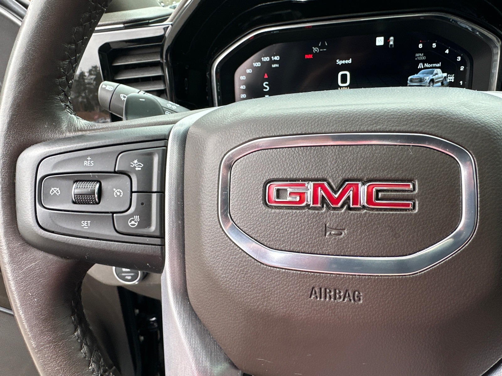 2023 GMC Sierra 1500 SLT 27