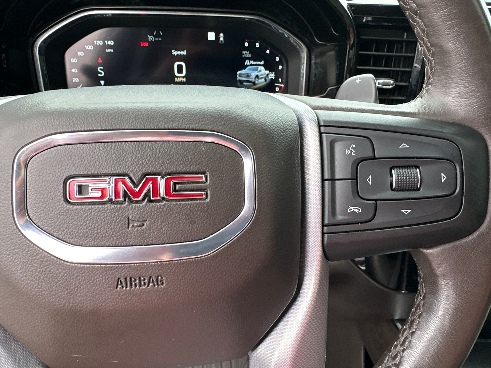 2023 GMC Sierra 1500 SLT 28