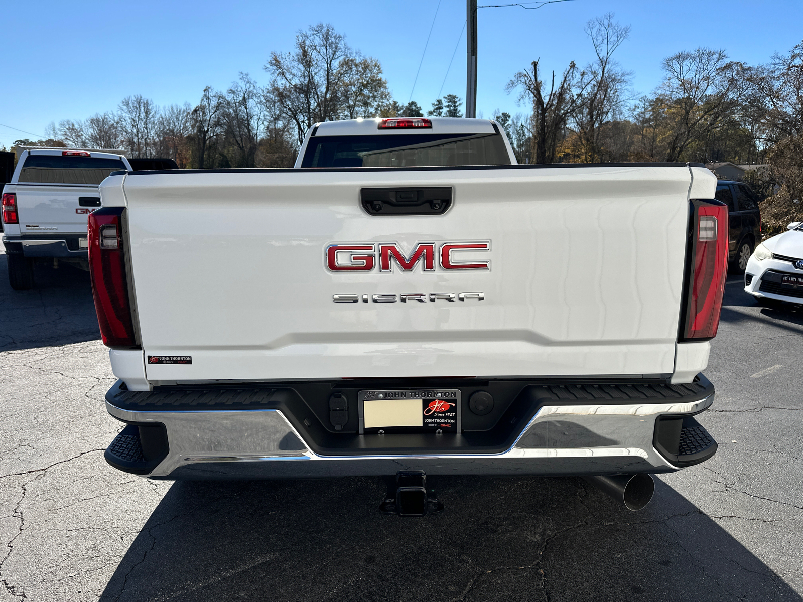 2025 GMC Sierra 3500HD Pro 8