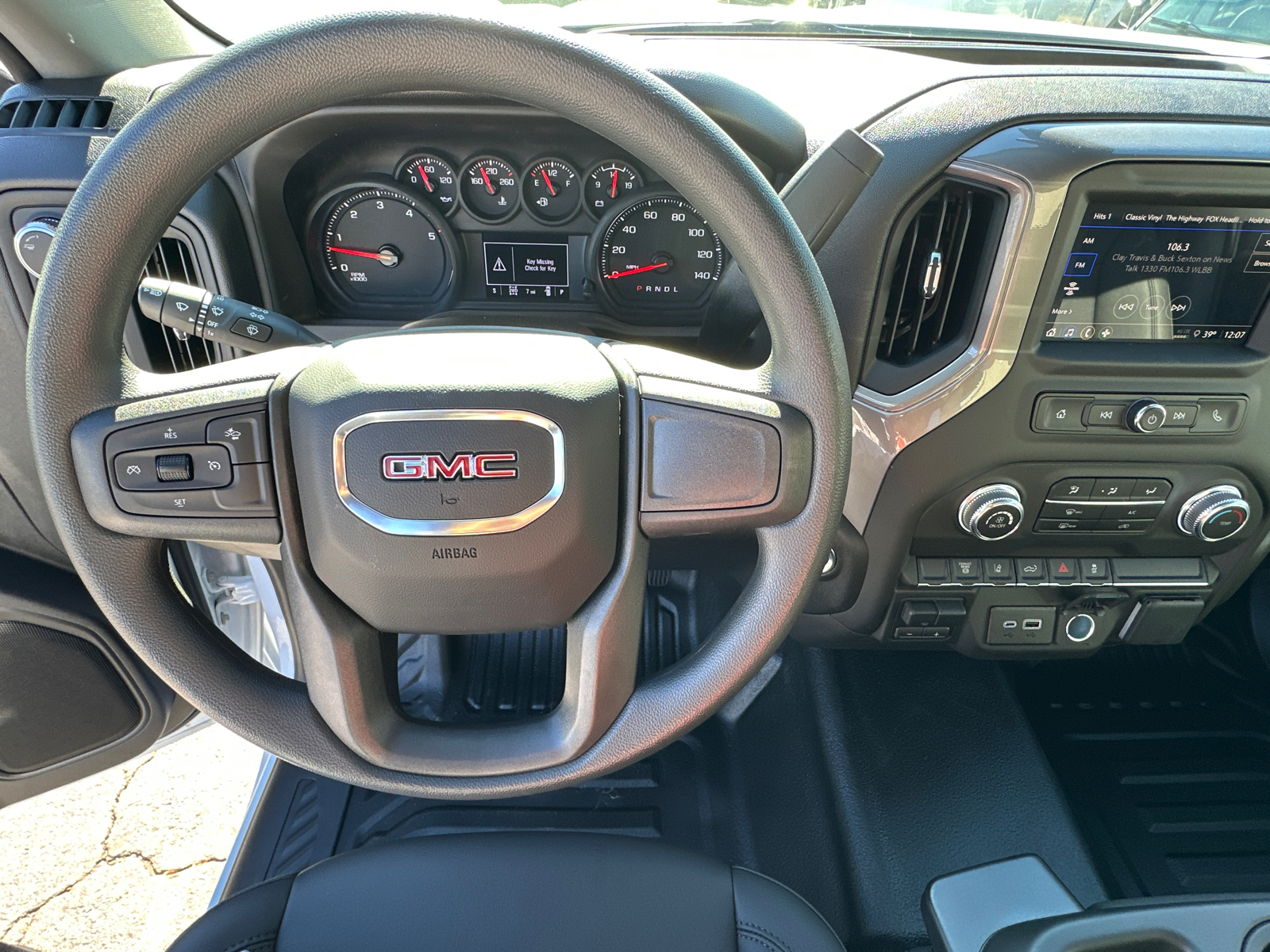 2025 GMC Sierra 3500HD Pro 20