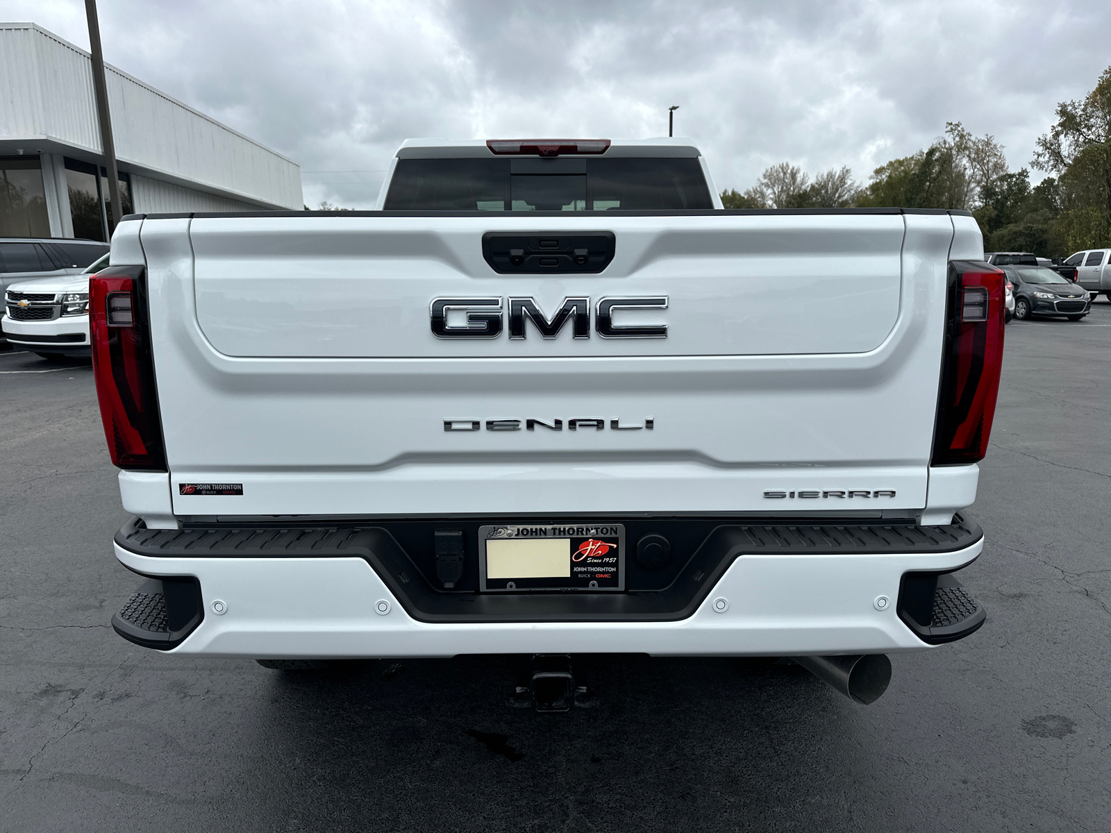 2025 GMC Sierra 2500HD Denali Ultimate 8