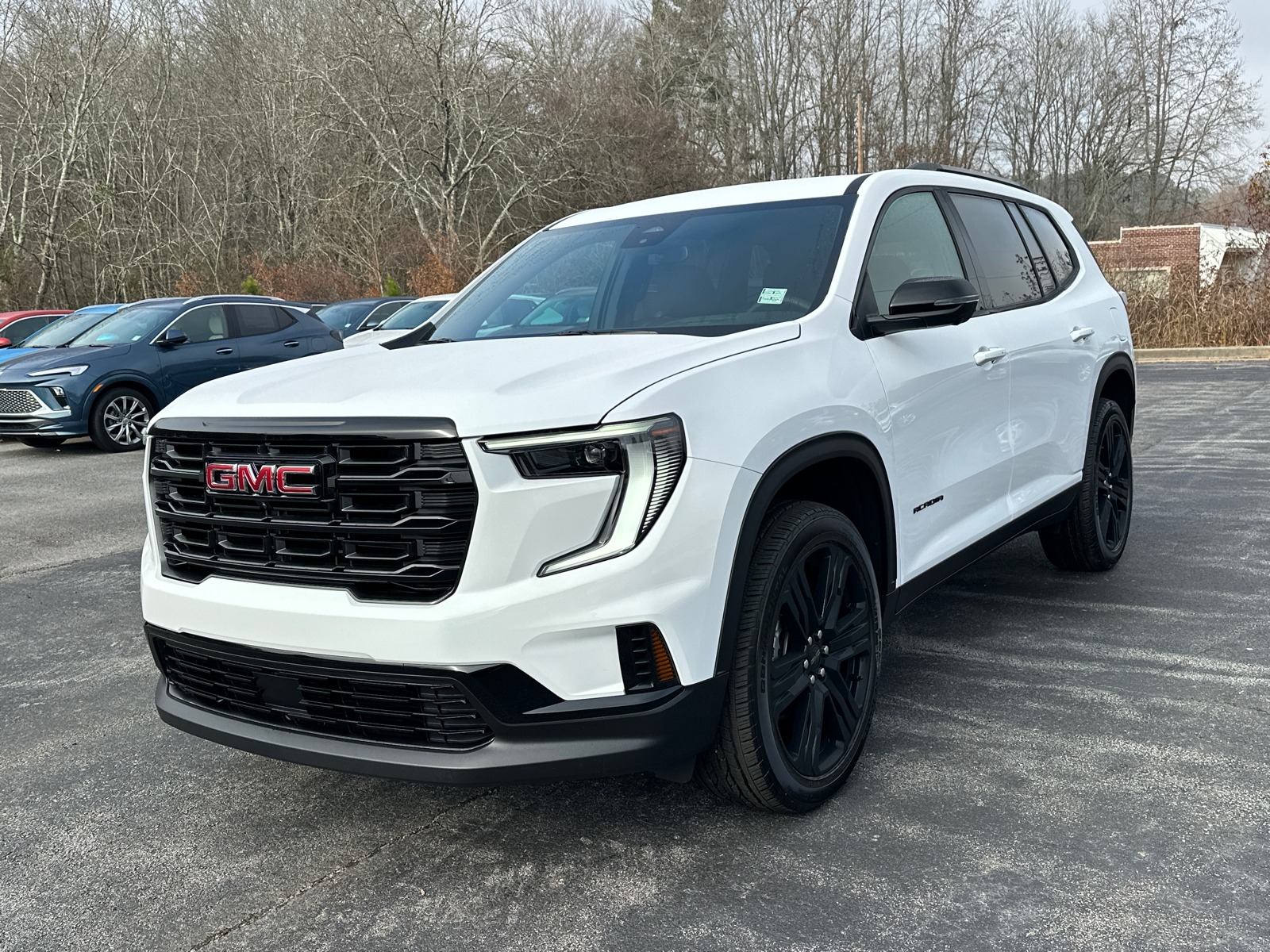 2025 GMC Acadia Elevation 2