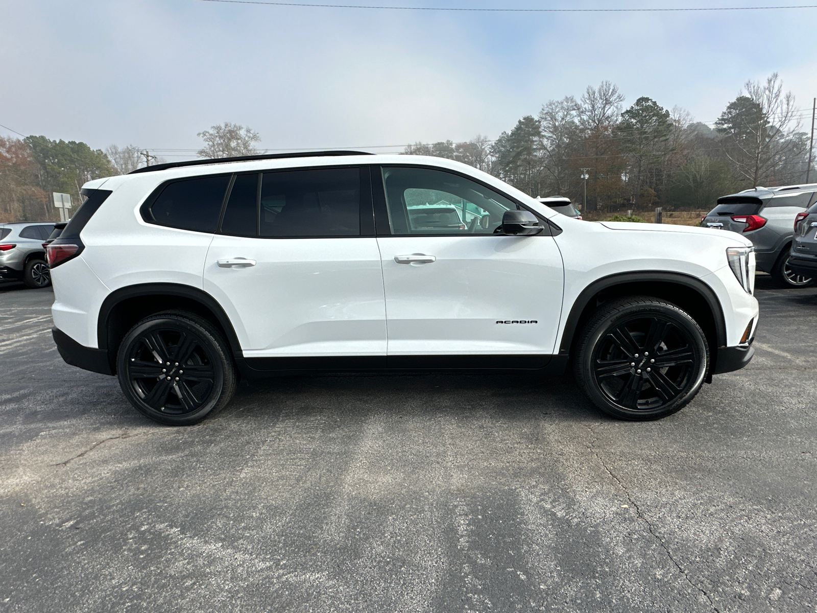 2025 GMC Acadia Elevation 5