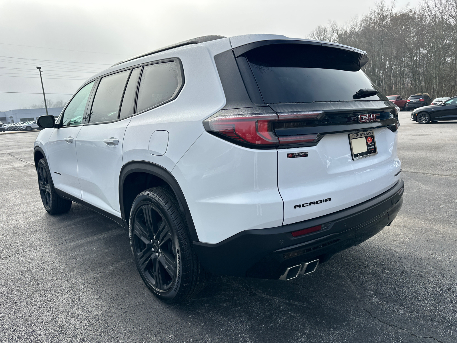 2025 GMC Acadia Elevation 8