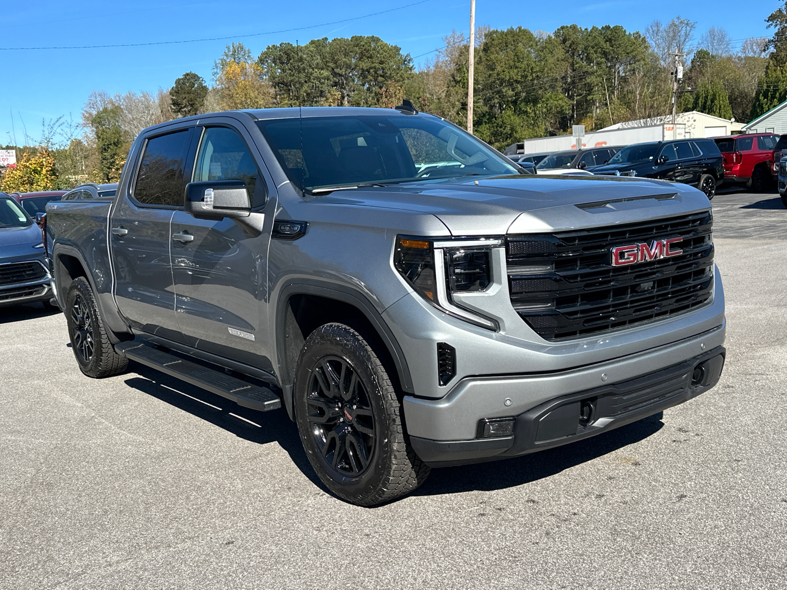 2025 GMC Sierra 1500 Elevation 4