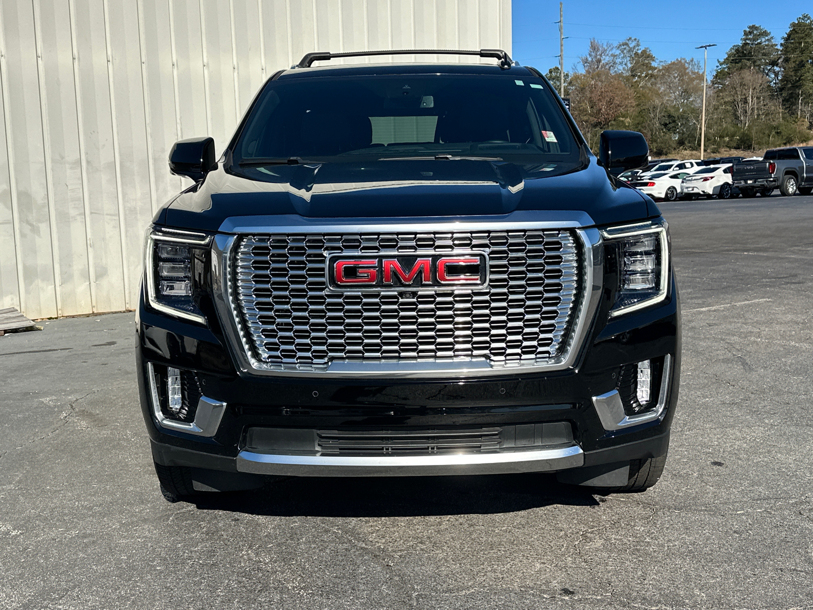 2023 GMC Yukon Denali 3