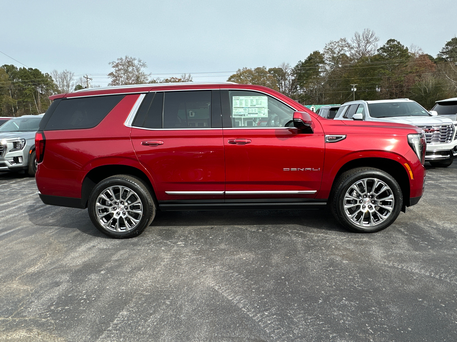 2025 GMC Yukon Denali 6