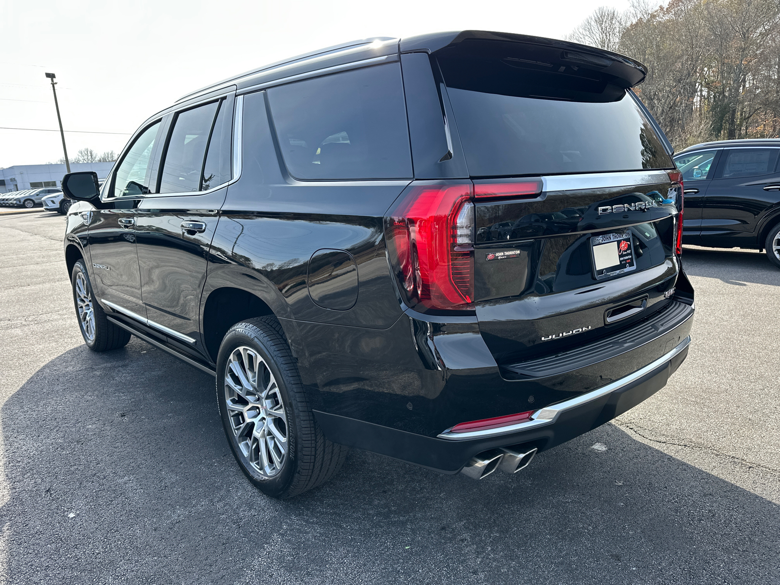 2025 GMC Yukon Denali 9