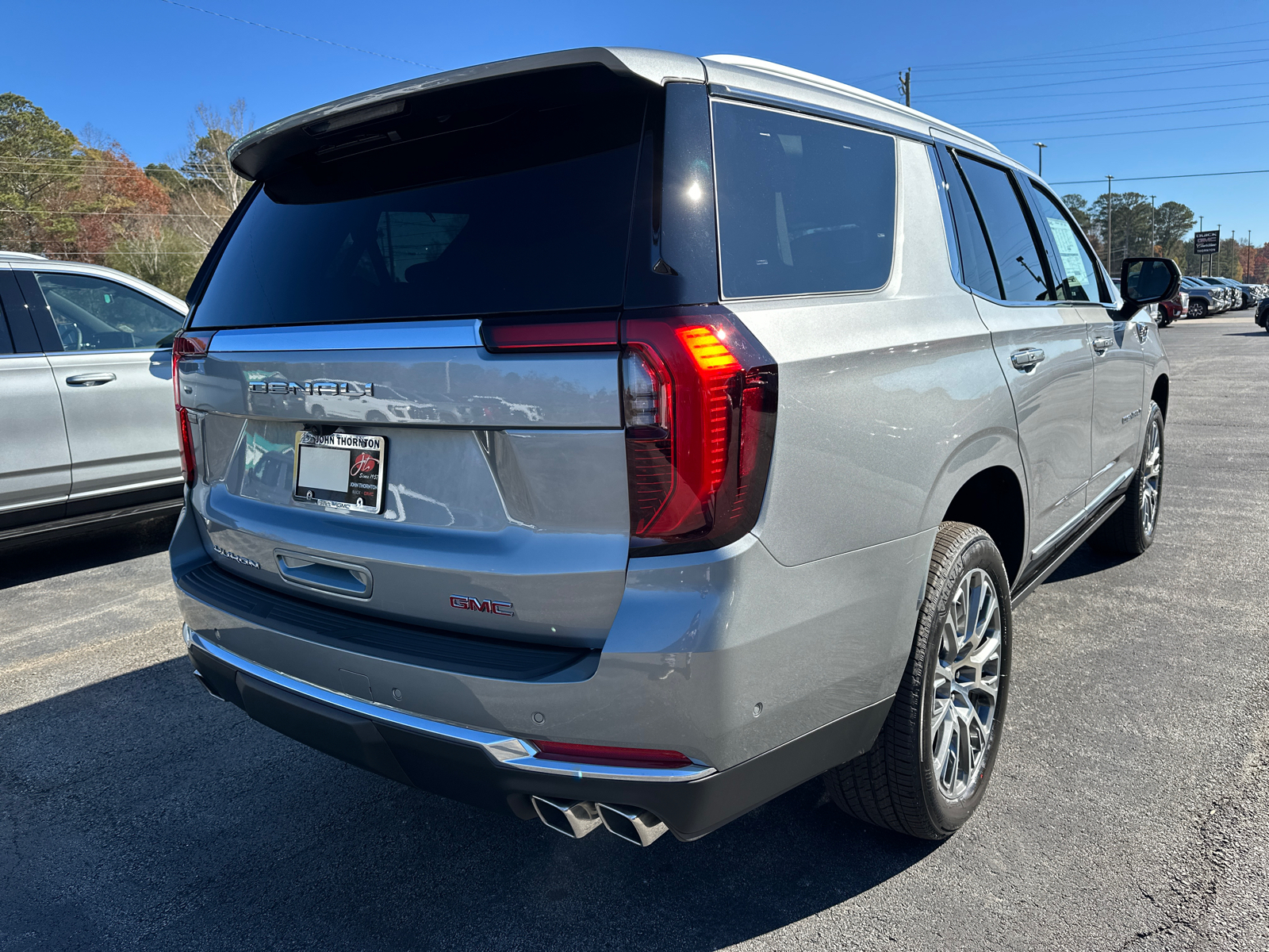 2025 GMC Yukon Denali 7