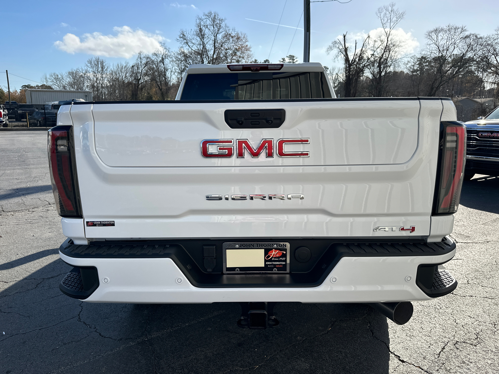 2025 GMC Sierra 2500HD AT4 8