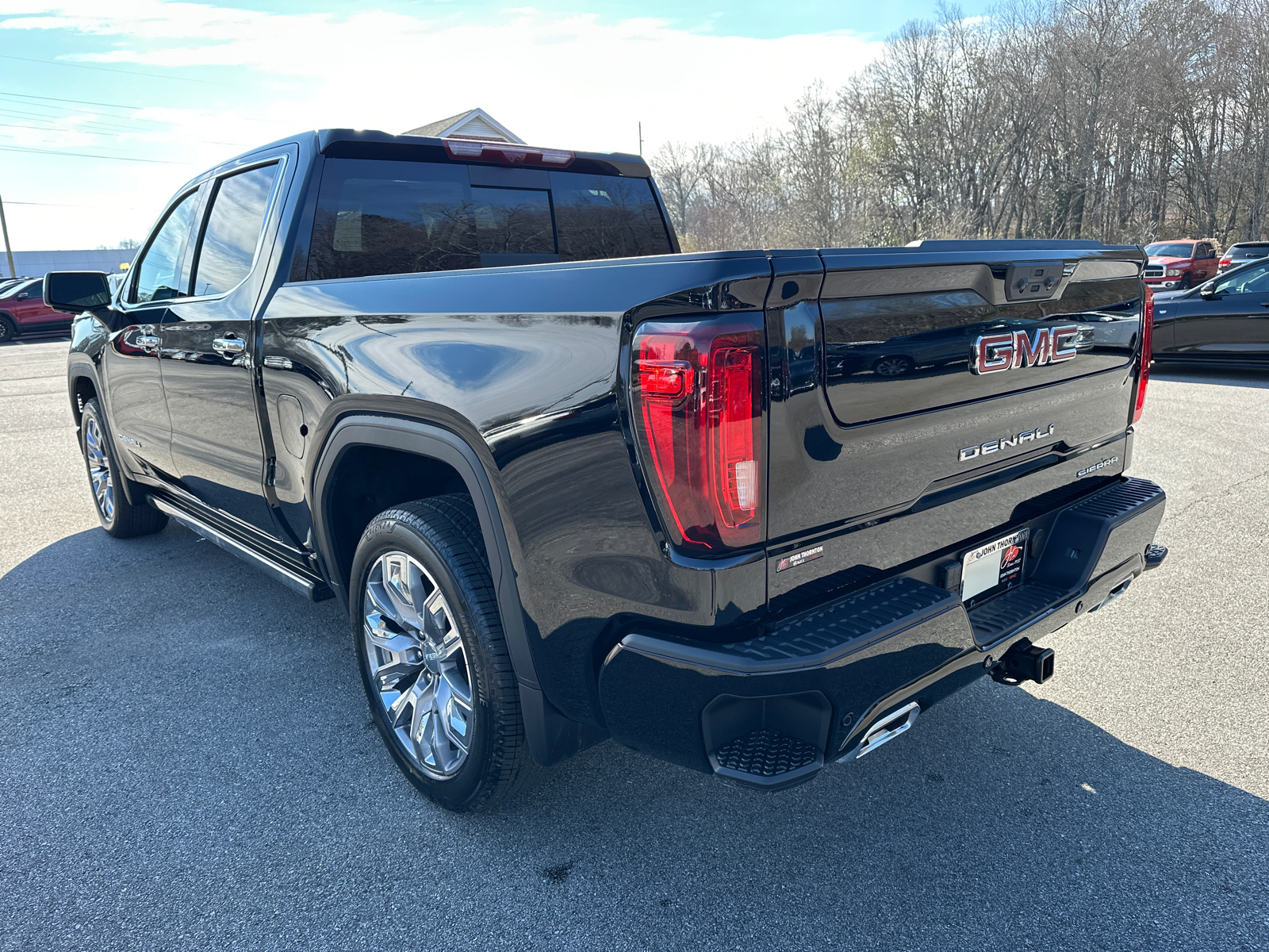 2025 GMC Sierra 1500 Denali 8