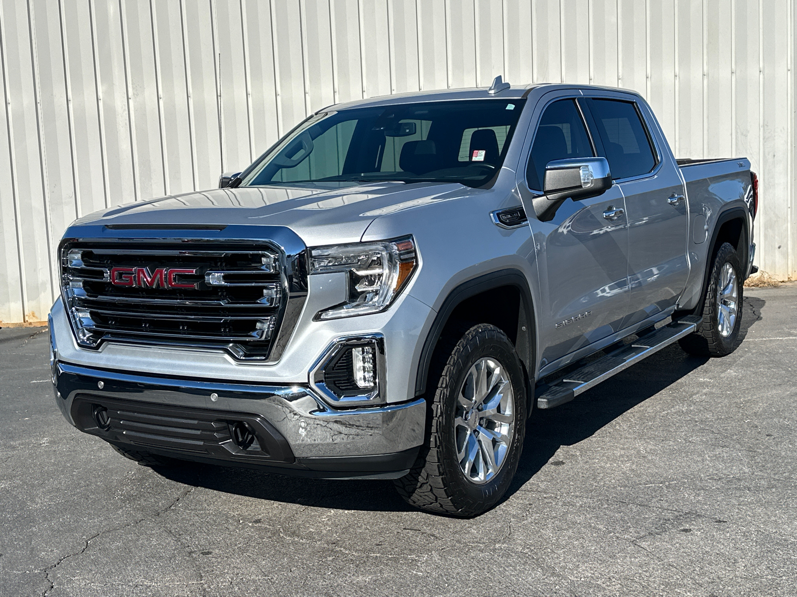 2019 GMC Sierra 1500 SLT 2