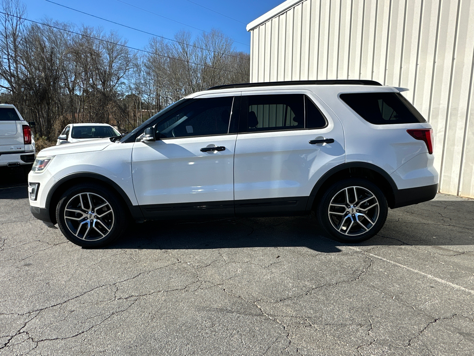 2016 Ford Explorer Sport 10