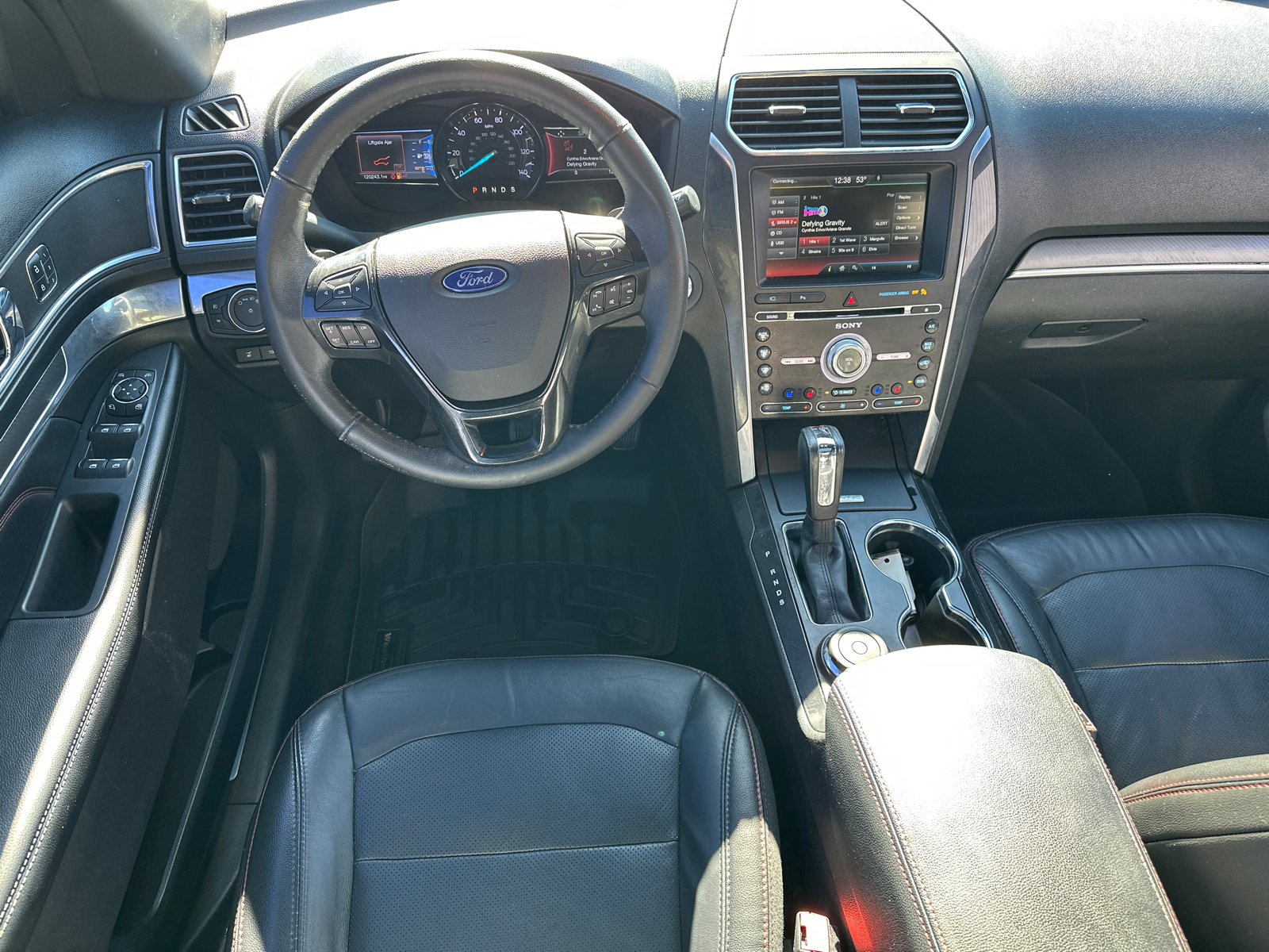 2016 Ford Explorer Sport 25