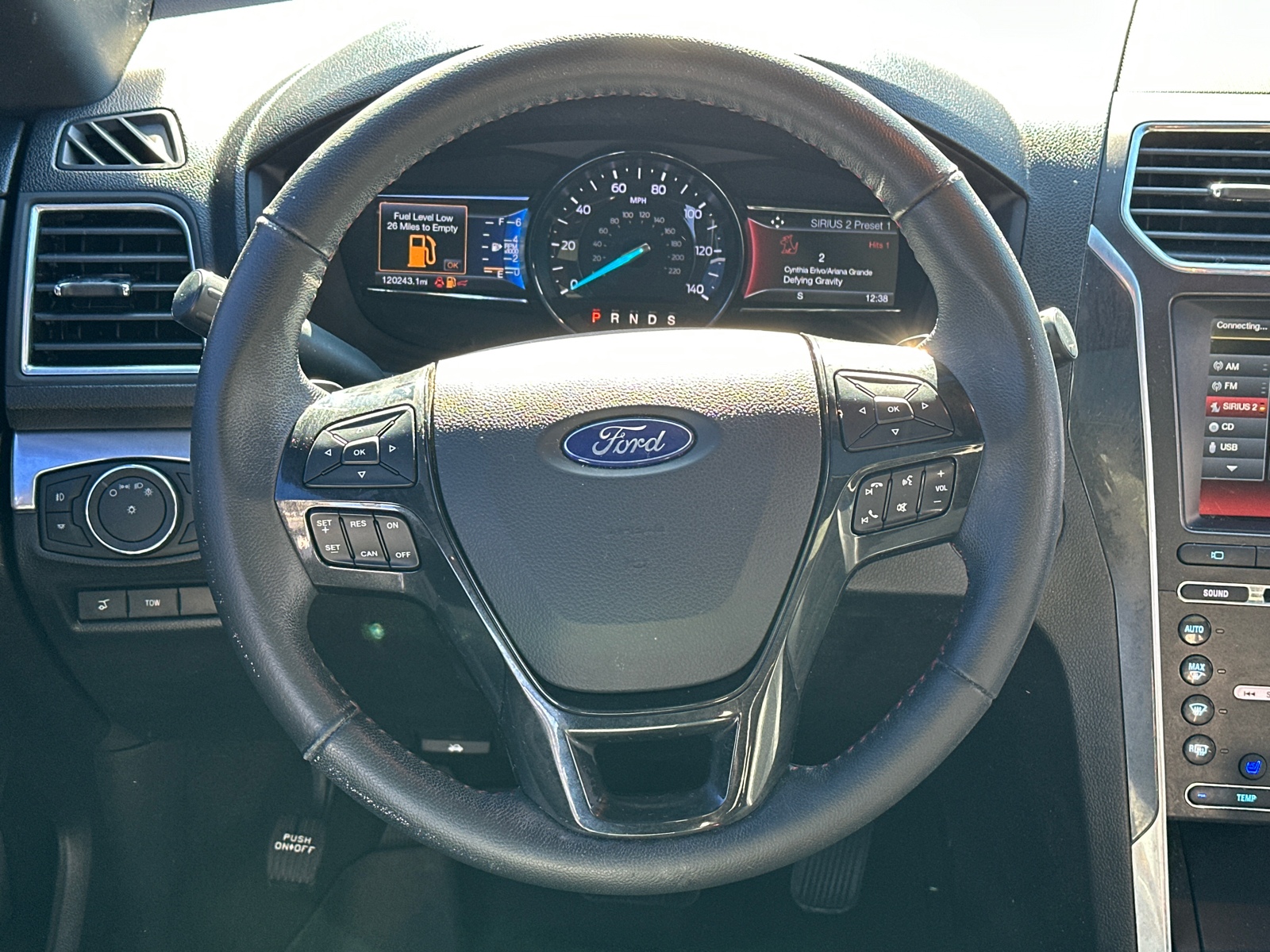 2016 Ford Explorer Sport 26