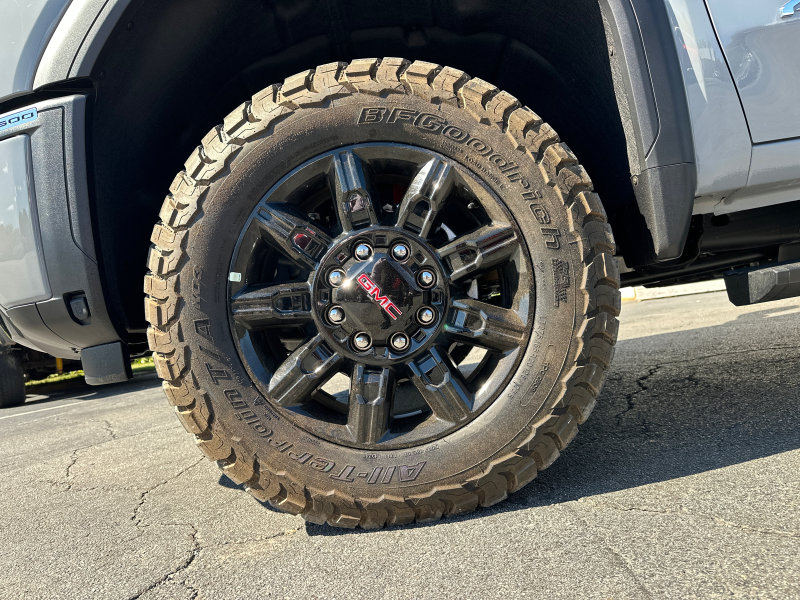 2025 GMC Sierra 2500HD AT4 12