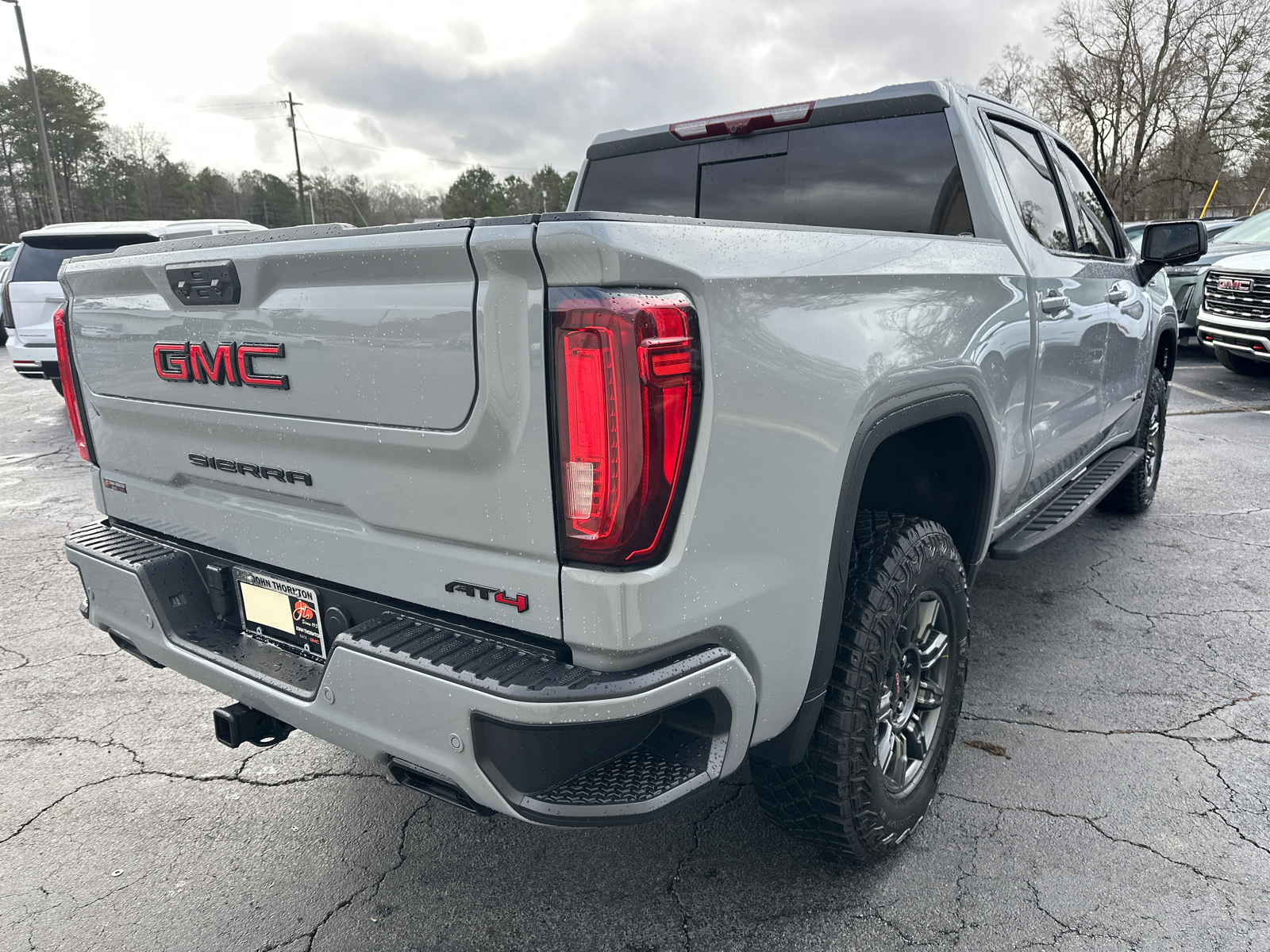 2024 GMC Sierra 1500 AT4 7