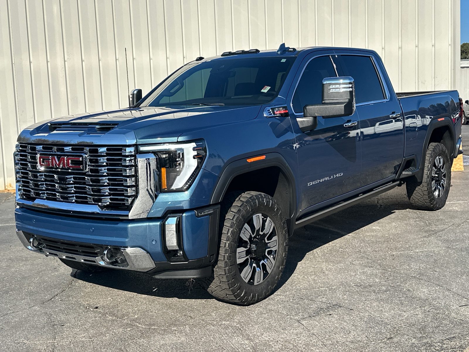 2024 GMC Sierra 2500HD Denali 3