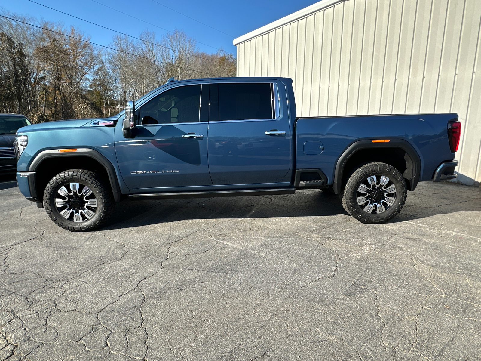 2024 GMC Sierra 2500HD Denali 10