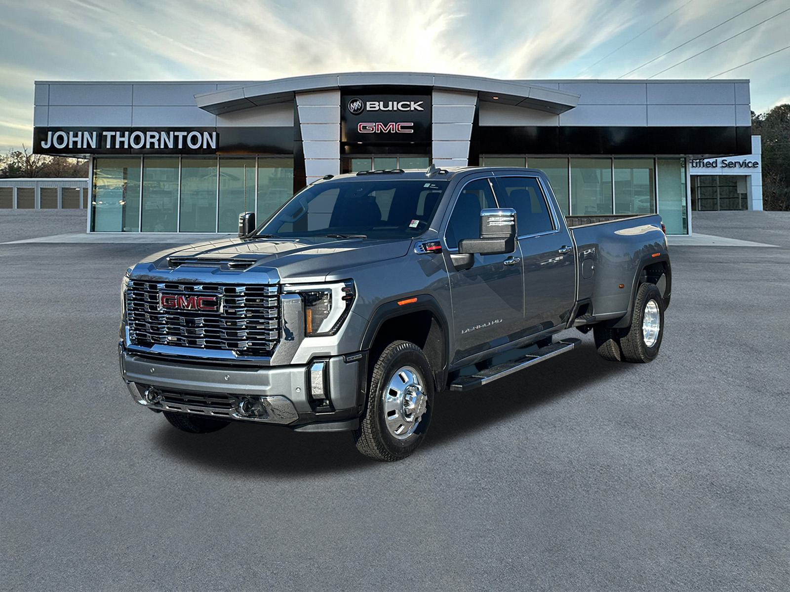 2024 GMC Sierra 3500HD Denali 2