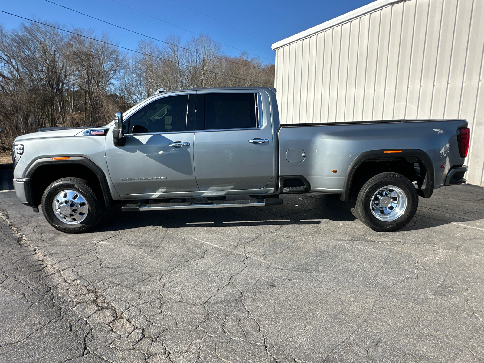 2024 GMC Sierra 3500HD Denali 10