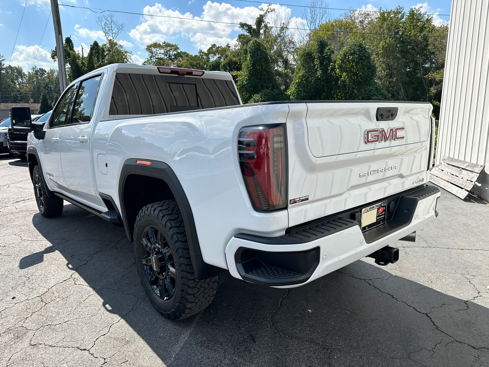 2025 GMC Sierra 2500HD AT4 8