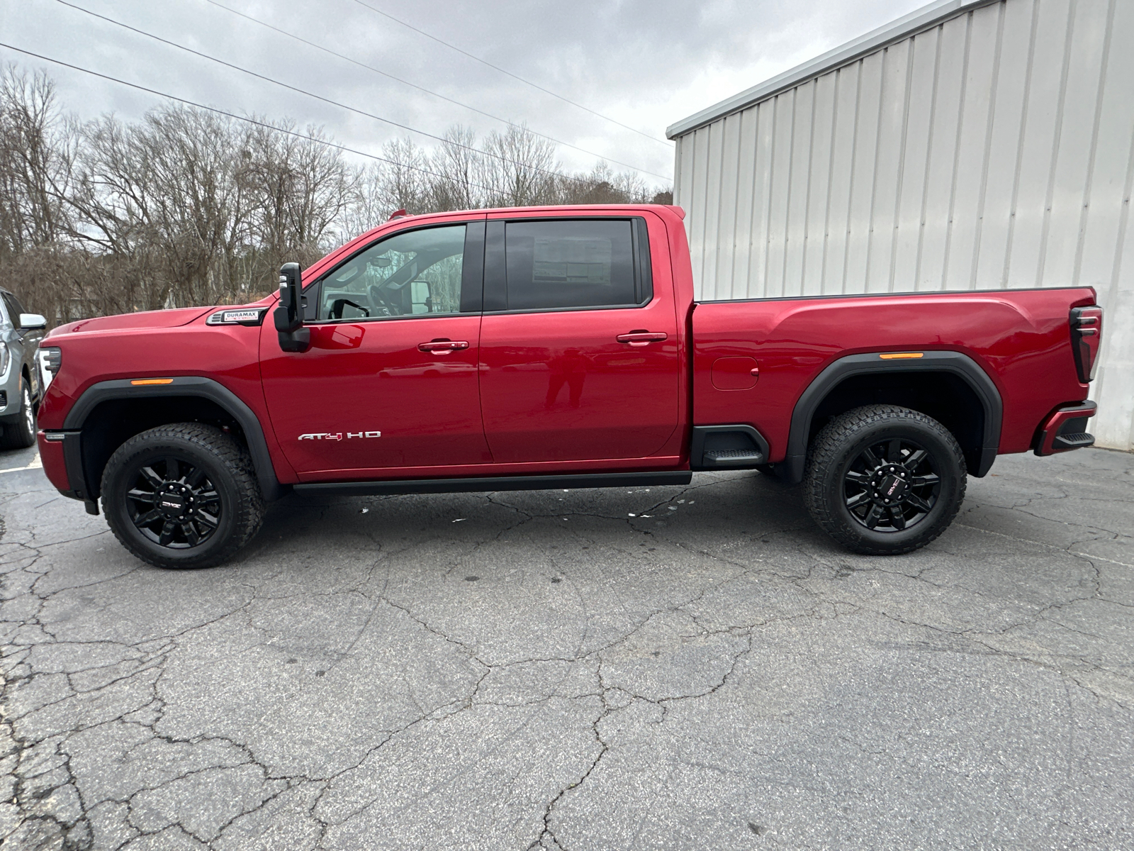 2025 GMC Sierra 2500HD AT4 10