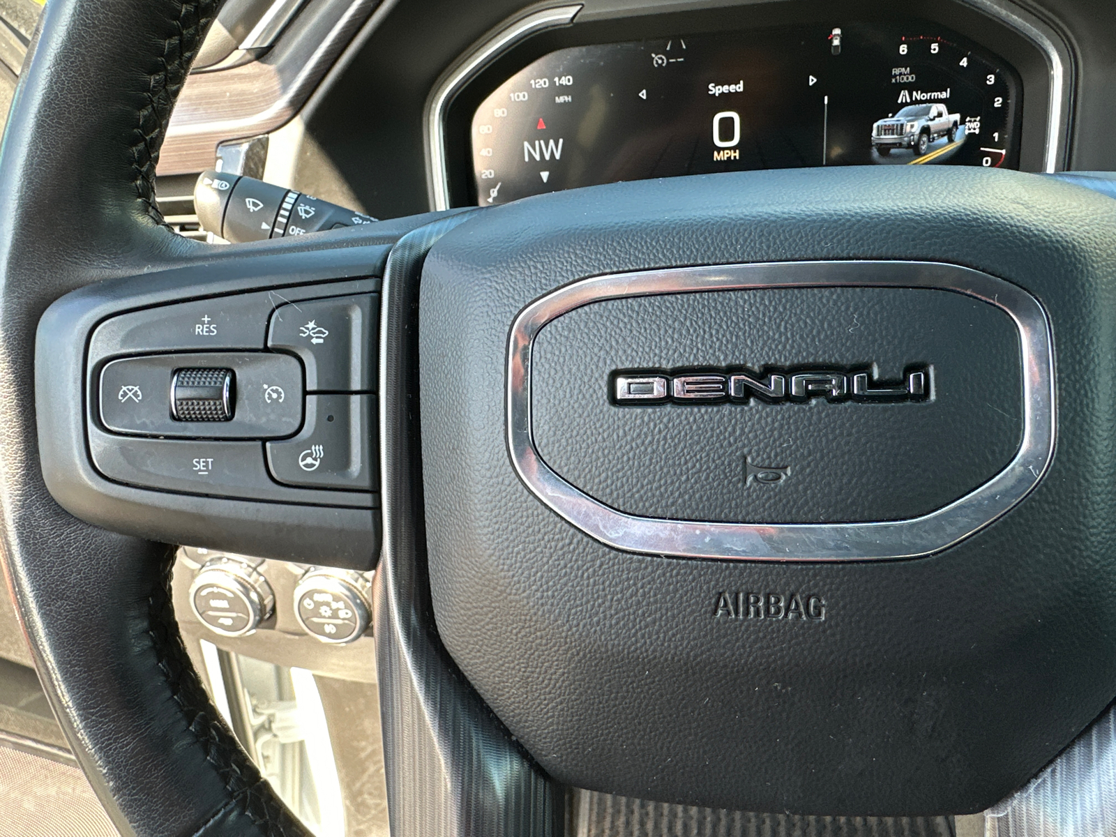 2024 GMC Sierra 2500HD Denali Ultimate 26