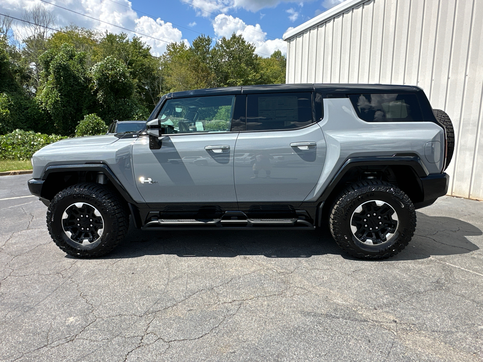 2025 GMC Hummer EV SUV 3X 10