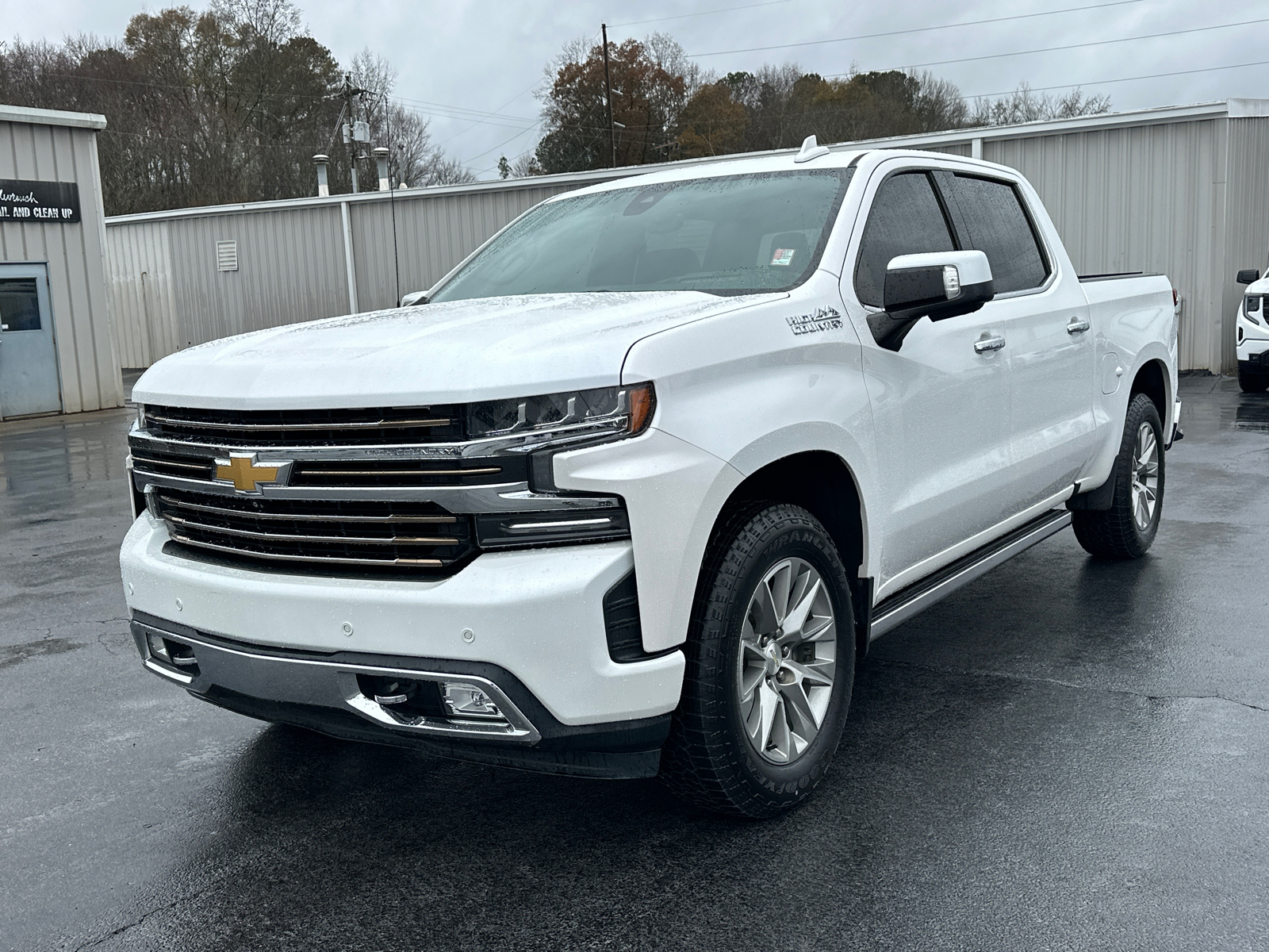 2019 Chevrolet Silverado 1500 High Country 2