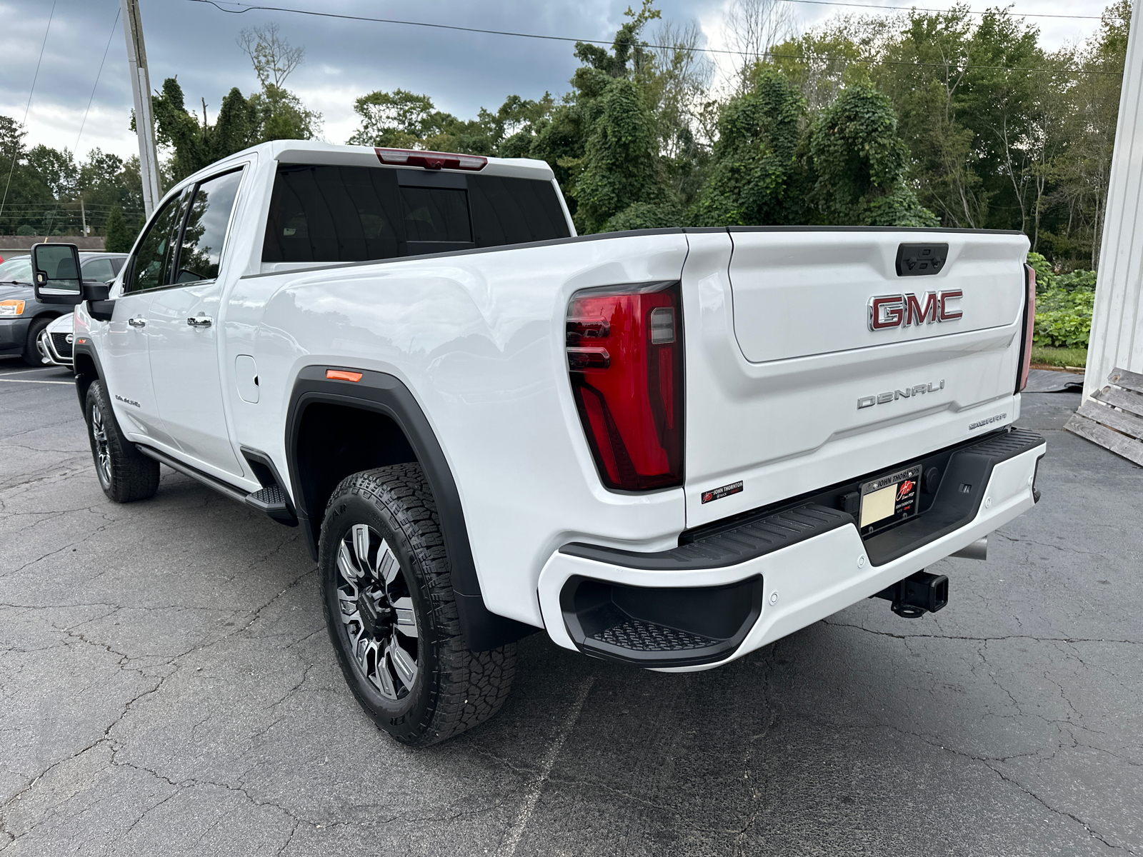 2025 GMC Sierra 2500HD Denali 8