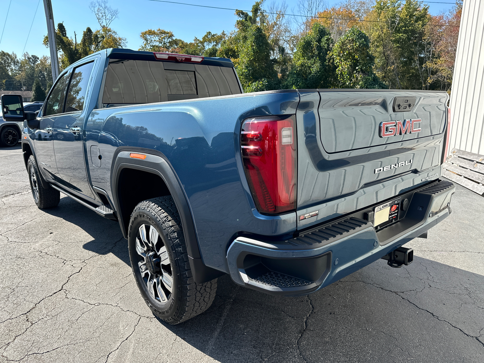 2025 GMC Sierra 2500HD Denali 8