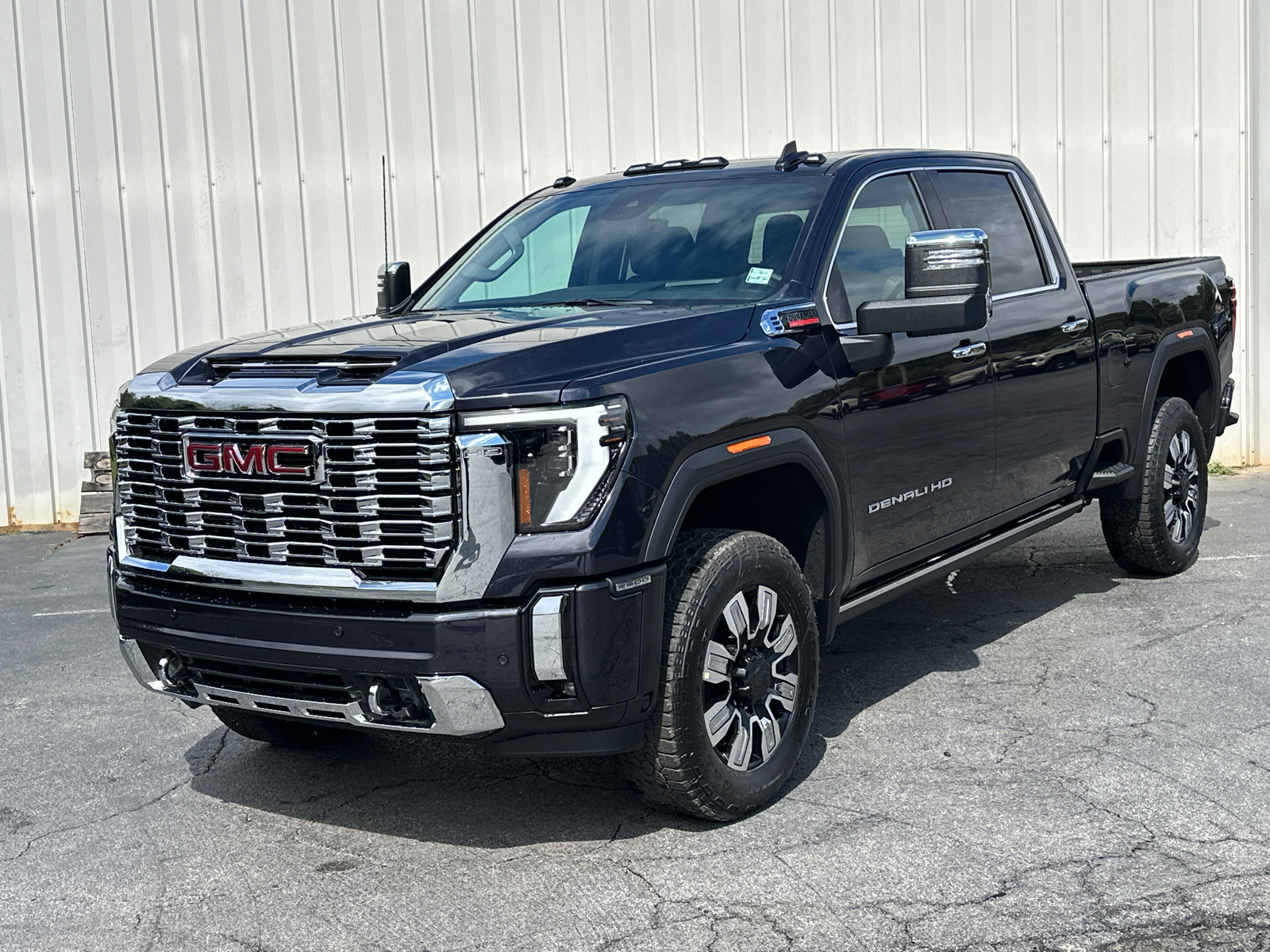 2025 GMC Sierra 2500HD Denali 3