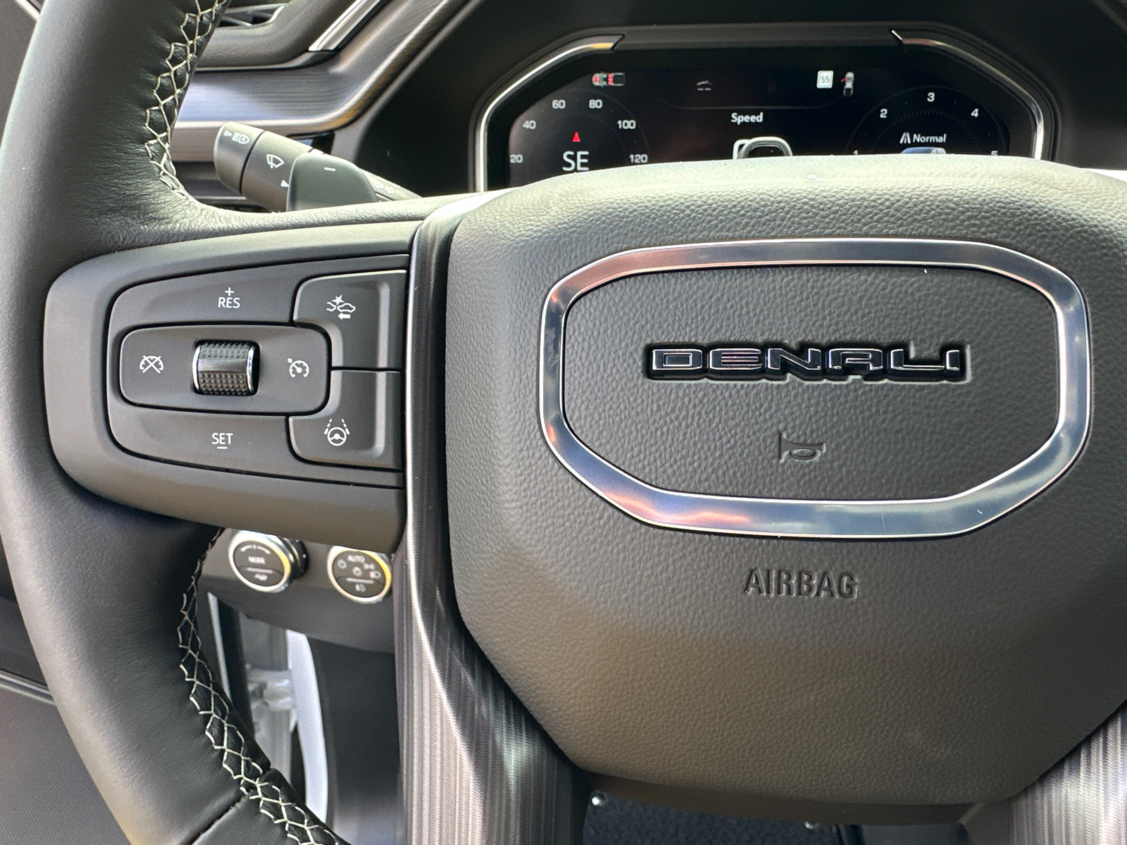 2025 GMC Sierra 1500 Denali Ultimate 26