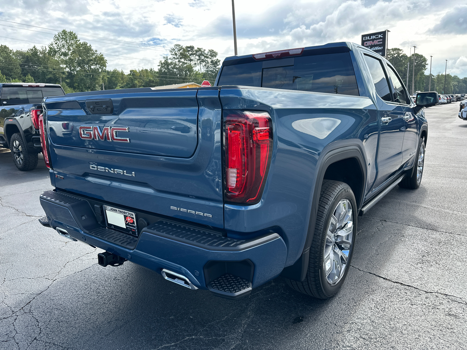 2025 GMC Sierra 1500 Denali 7