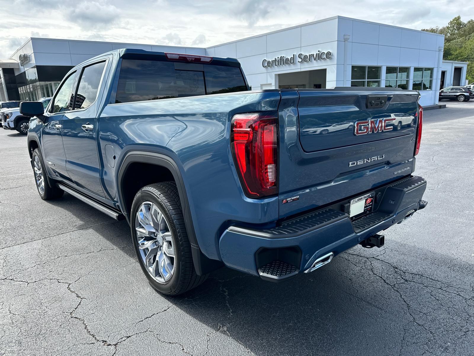 2025 GMC Sierra 1500 Denali 9