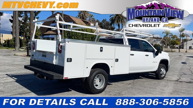 2024 Chevrolet Silverado 3500HD CC Work Truck 3