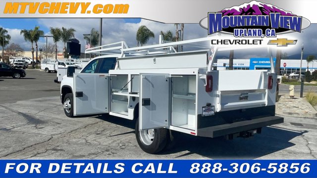 2024 Chevrolet Silverado 3500HD CC Work Truck 5