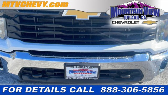 2024 Chevrolet Silverado 3500HD CC Work Truck 9