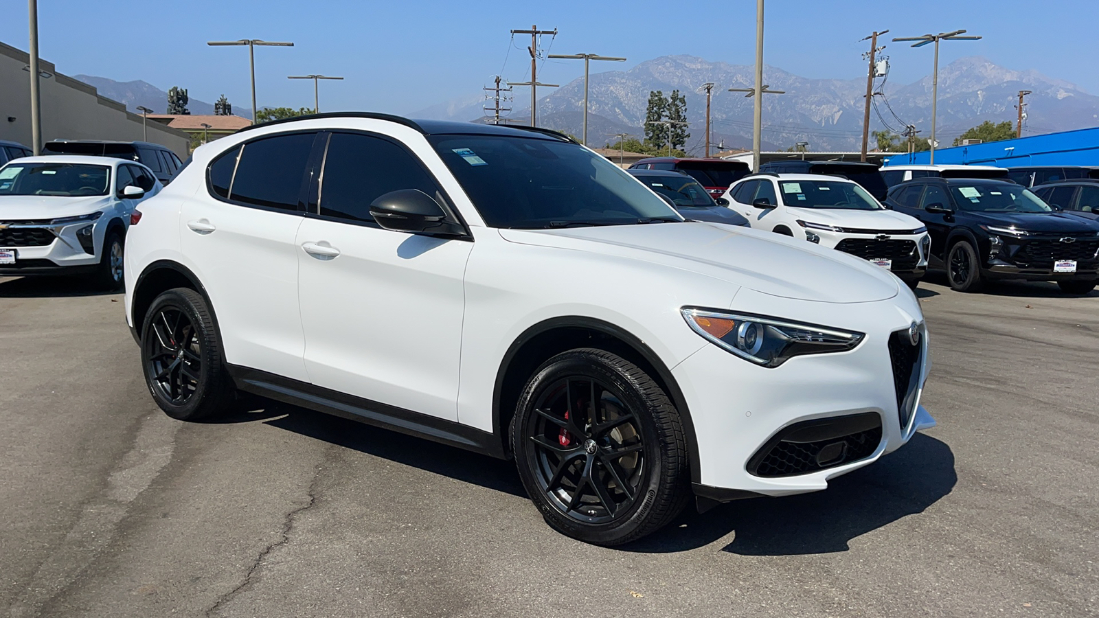 2020 Alfa Romeo Stelvio Sport 1