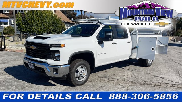 2024 Chevrolet Silverado 3500HD CC Work Truck 7