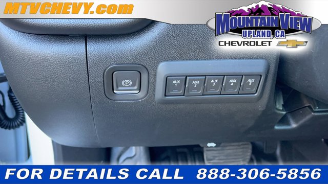 2024 Chevrolet Silverado 3500HD CC Work Truck 32